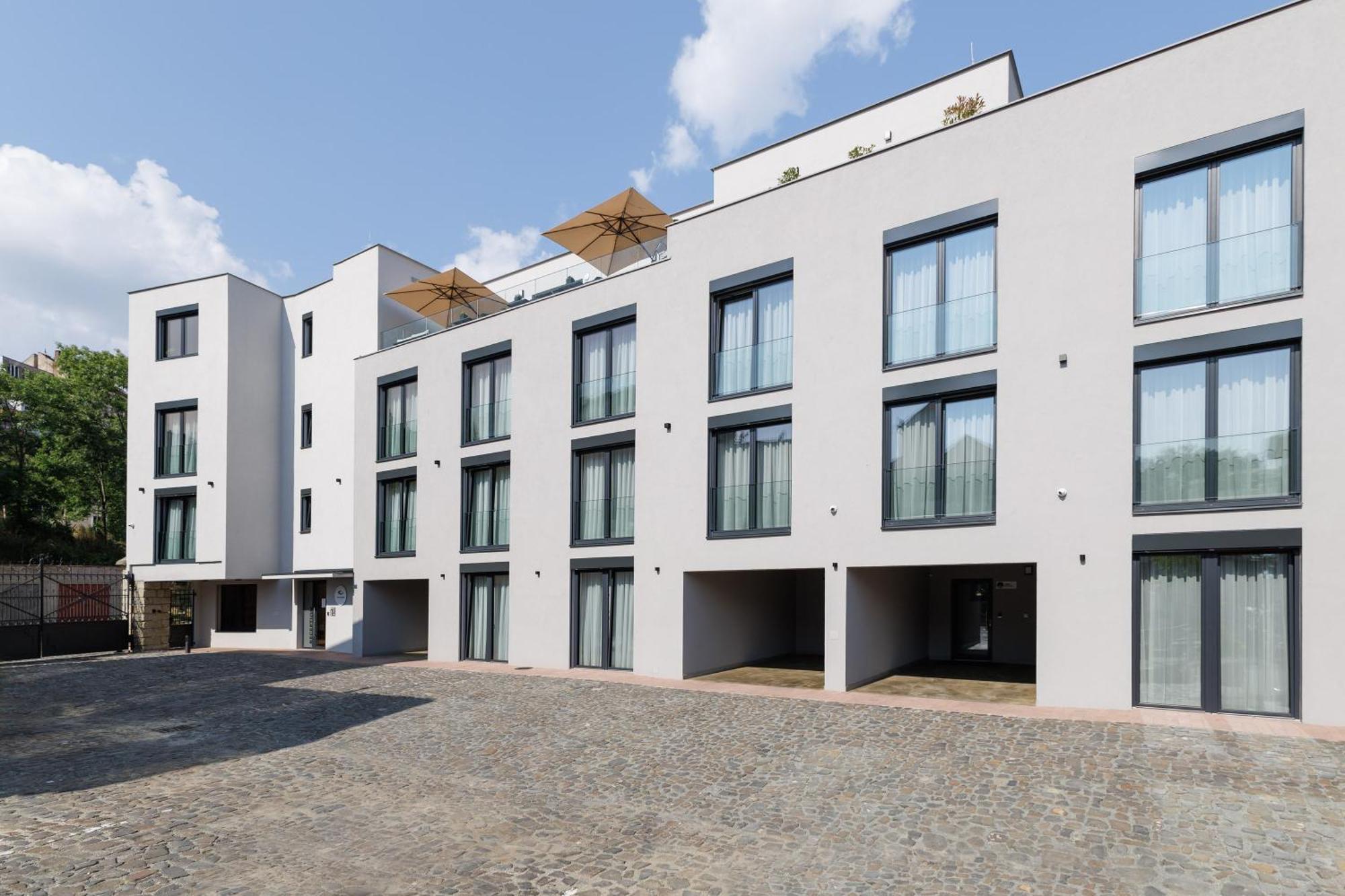 Aparthotel Na Klenici 马达伯乐斯拉夫 外观 照片